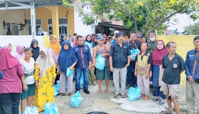 Jelang Ramadhan IWO Batubara Bagikan Ratusan Paket Sembako