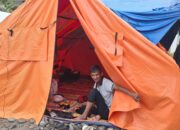 Korban Banjir Bandang di Pedalaman Bireuen, Meugang Di Tenda Pengungsian