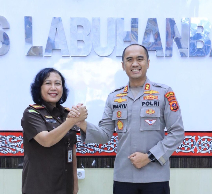 Kajari Labuhanbatu Kunjungi AKBP Wahyu Endrajaya