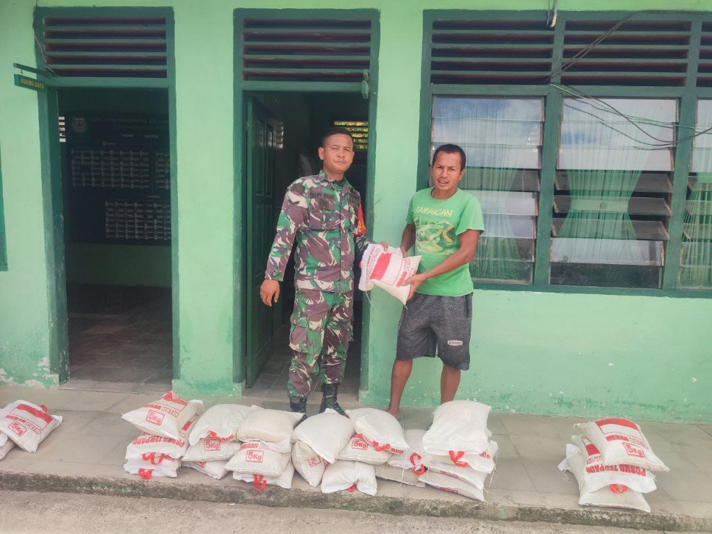 Kodim 0108/Agara Salurkan Bantuan Beras Dan Belanga Ke Masyarakat Terdampak Bencana