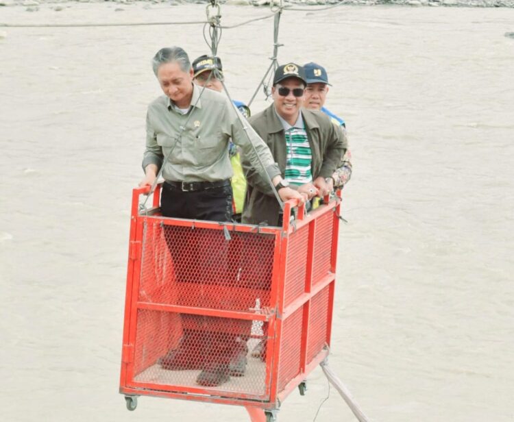 Menteri PU Siapkan Jembatan Aramco Gantikan Jembatan Darurat Salah Sirong yang Rusak