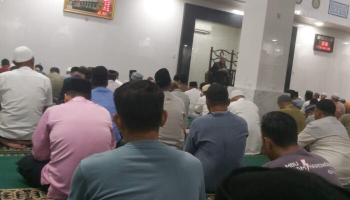 Tarawih Perdana, Masjid Ubudiyah P. Brandan Dipenuhi Jemaah 