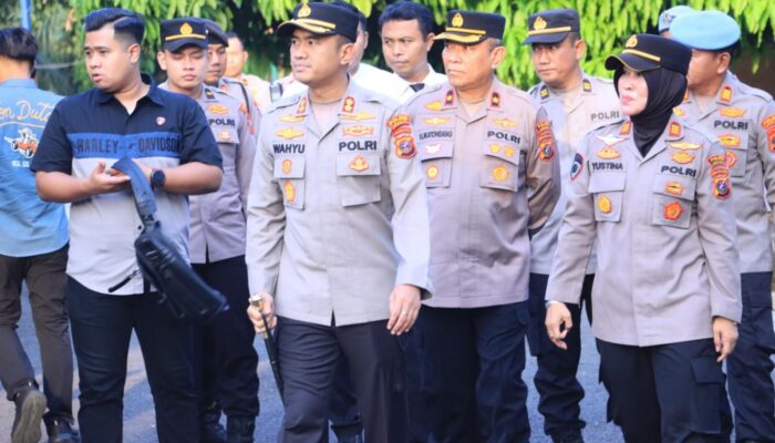 Kapolres L. Batu Sambangi Polsek Na IX-X