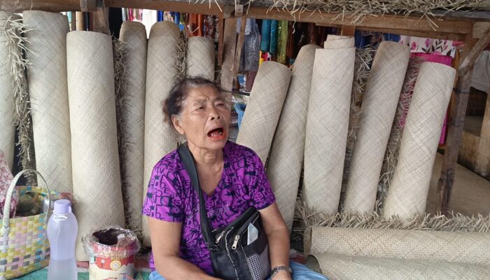 Diubah Hari Senin, Pedagang Di Pasar Pangururan Menjerit Dagangan Tak Laku