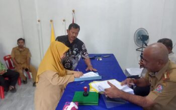 Supiadi Serahkan Inventaris dan Dokumen pada Sertijab Kepala Desa Durian