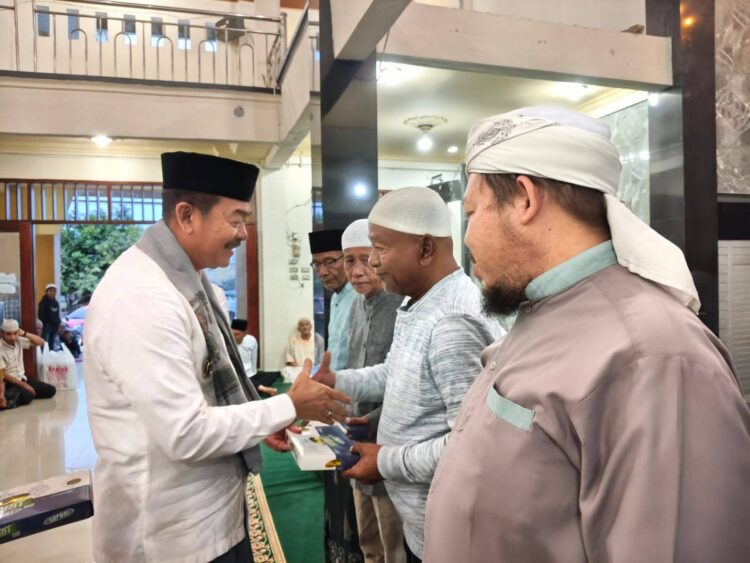 Subuh Bersama di Desa Lumban Pasir, Bupati Ajak Masyarakat Tingkatkan Keimanan pada Bulan Ramadhan