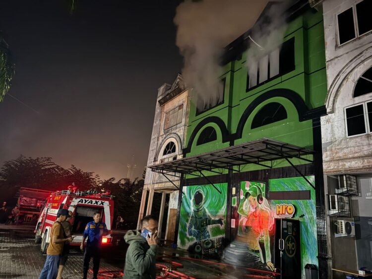 THM di Komplek Terminal Madya Kisaran Terbakar