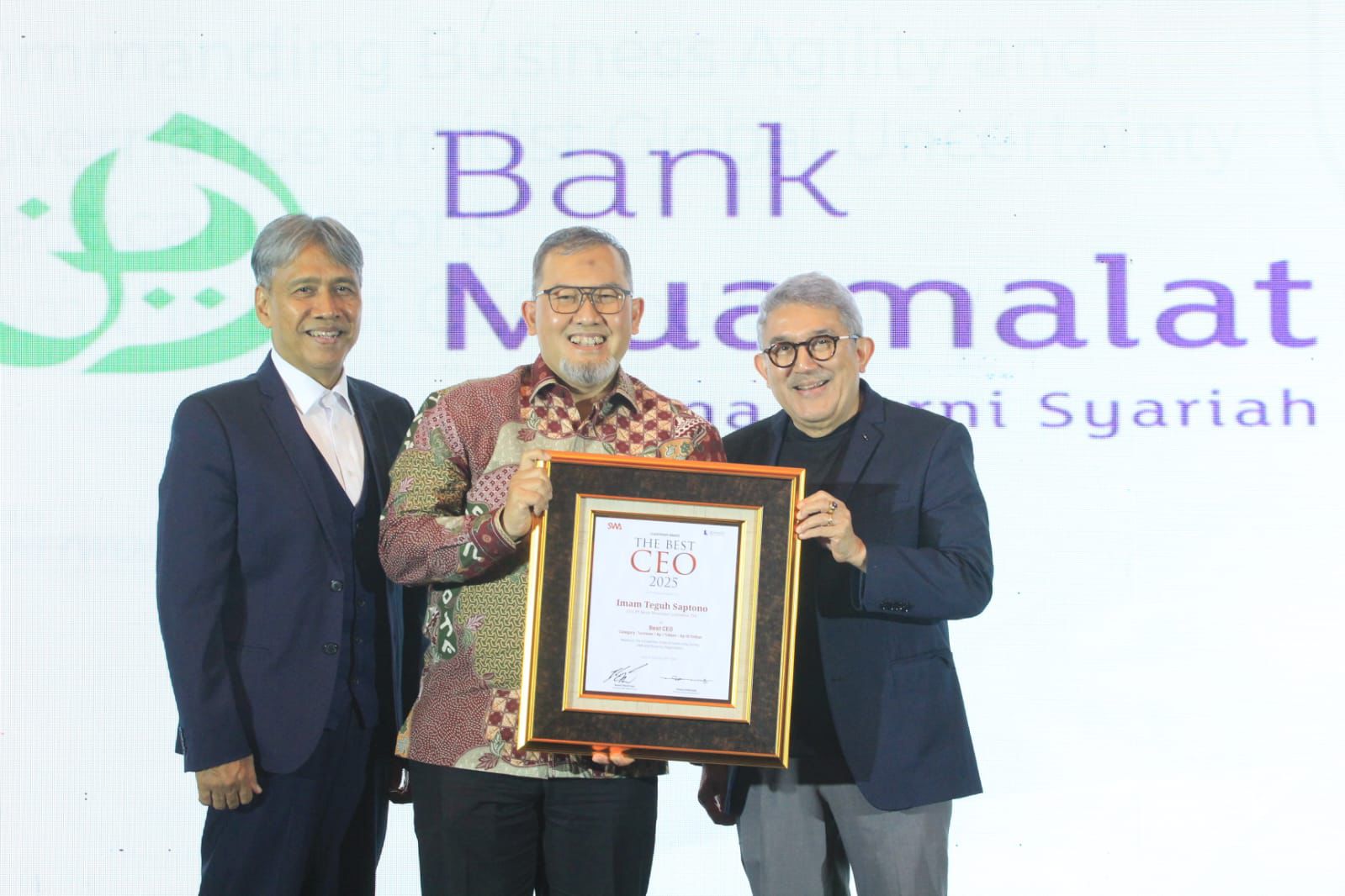 Prestisius, Direktur Utama Bank Muamalat Raih Penghargaan Best CEO 2025