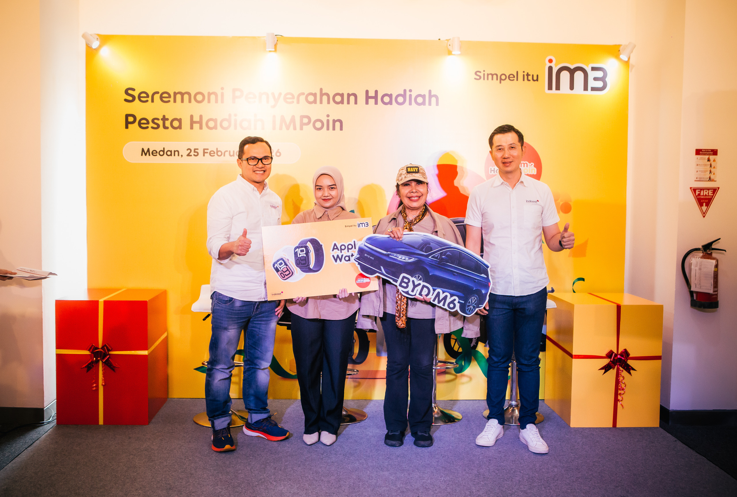 IM3 Antar Langsung Grand Prize BYD M6 Untuk Pemenang IMPoin Pesta Hadiah 2025 di Medan