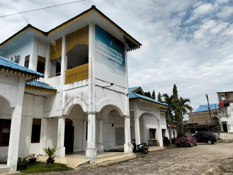 Bimtek Berbiaya Rp4,4 Miliar Jadi Sorotan, Kadis Koperasi UMKM Batubara Kibuli Wartawan