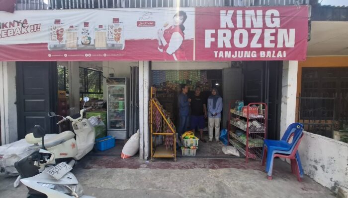 Dari Keranjang Motor Menuju Tiga Toko: Kisah Perjuangan Surya Darma Daulay