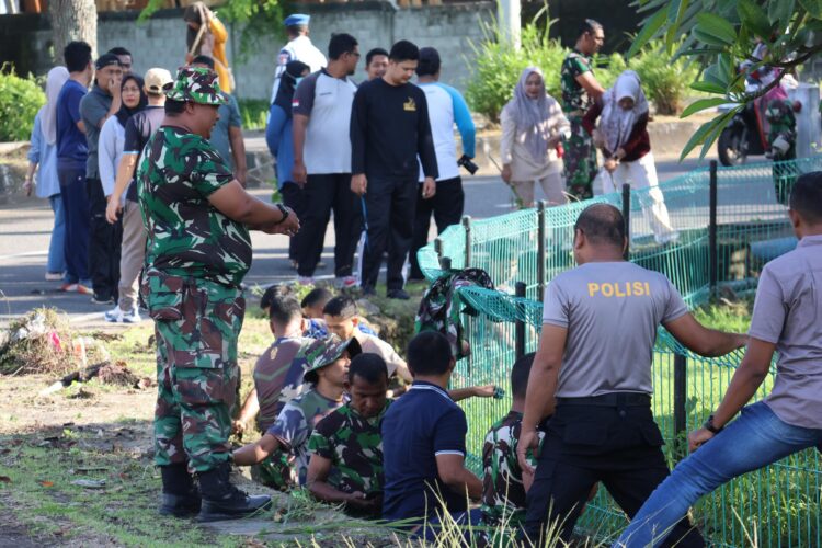 TNI-Polri Bersama Forkopimda Gelar Jumat Bersih di Taman I Love Sabang, Dukung Gerakan Indonesia ASRI