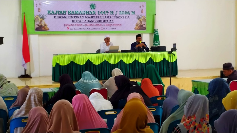 Ustadz Muhlison: Jadikan Al-Qur’an Sahabat Dalam Kehidupan