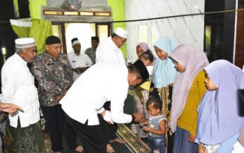 Safari Jumat Ramadan Pemkab Madina di Desa Sirangkap, Warga Keluhkan Infrastruktur
