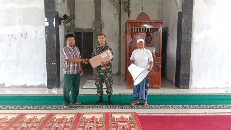 Kodim 0108/Agara Beri Bantuan Speaker Dan Toa Masjid