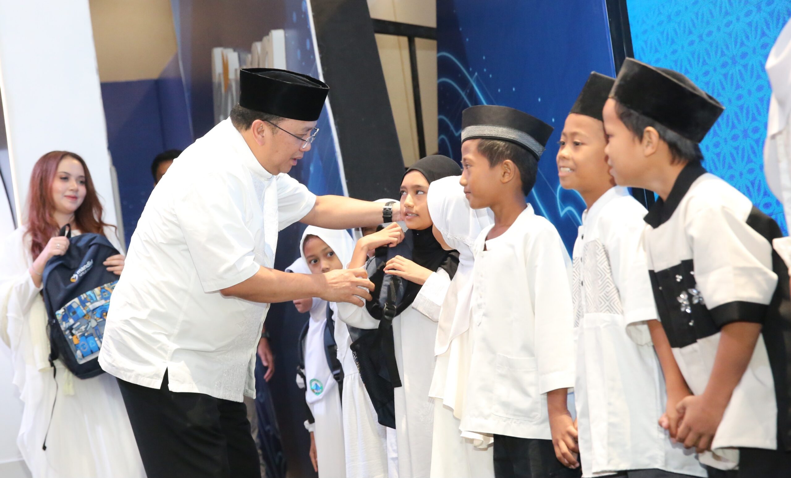 Hargai Momen Keberkahan Dengan Berbagi Kebaikan, Bank Mandiri Gelar Buka Puasa, Santunan Dan Khitanan