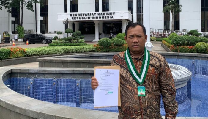 PP KAMMI Serahkan Kajian Strategis Ke Presiden Soal Peninjauan Ulang Pencabutan Izin 28 Perusahaan di Sumatera