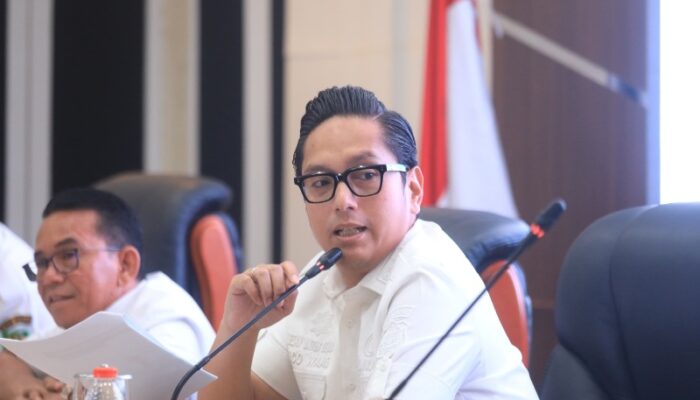 Perkuat Pengawasan Lewat SAPA KOTA, Rico Waas Ultimatum Camat: Tak Ada Lagi Sampah Berserakan Di Medan!