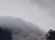 Gunung Semeru Kembali Meletus