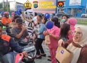 Kompak, Bhayangkari Simalungun Dan Istri Forkopimda Bagikan Takjil Di Jalan Asahan