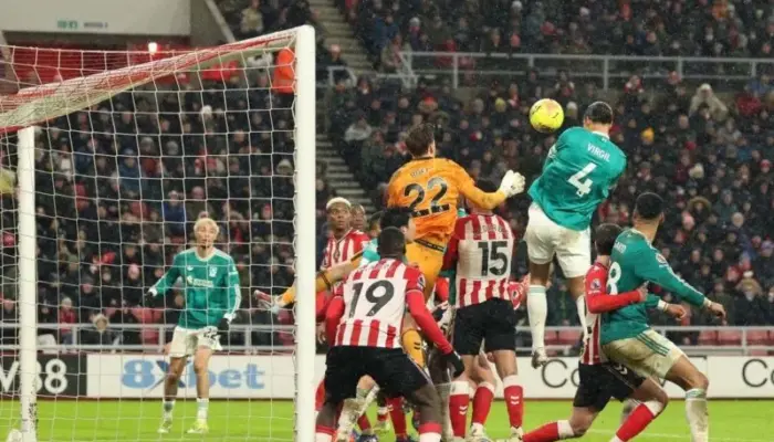 Gol Virgil van Dijk Menangkan Liverpool Atas Sunderland