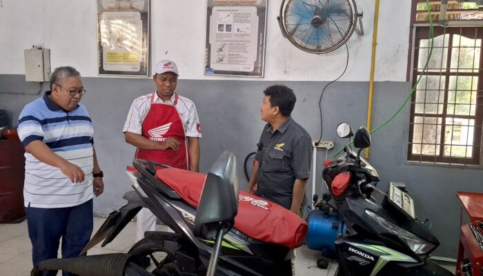 Perkuat Standar Vokasi, AHM – Indako Kunjungi SMK Binaan Honda