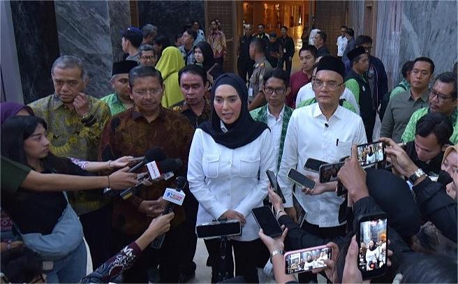 DPR Siap Fasilitasi Koordinasi Lintas Kementerian Terkait Guru Madrasah Jadi PPPK