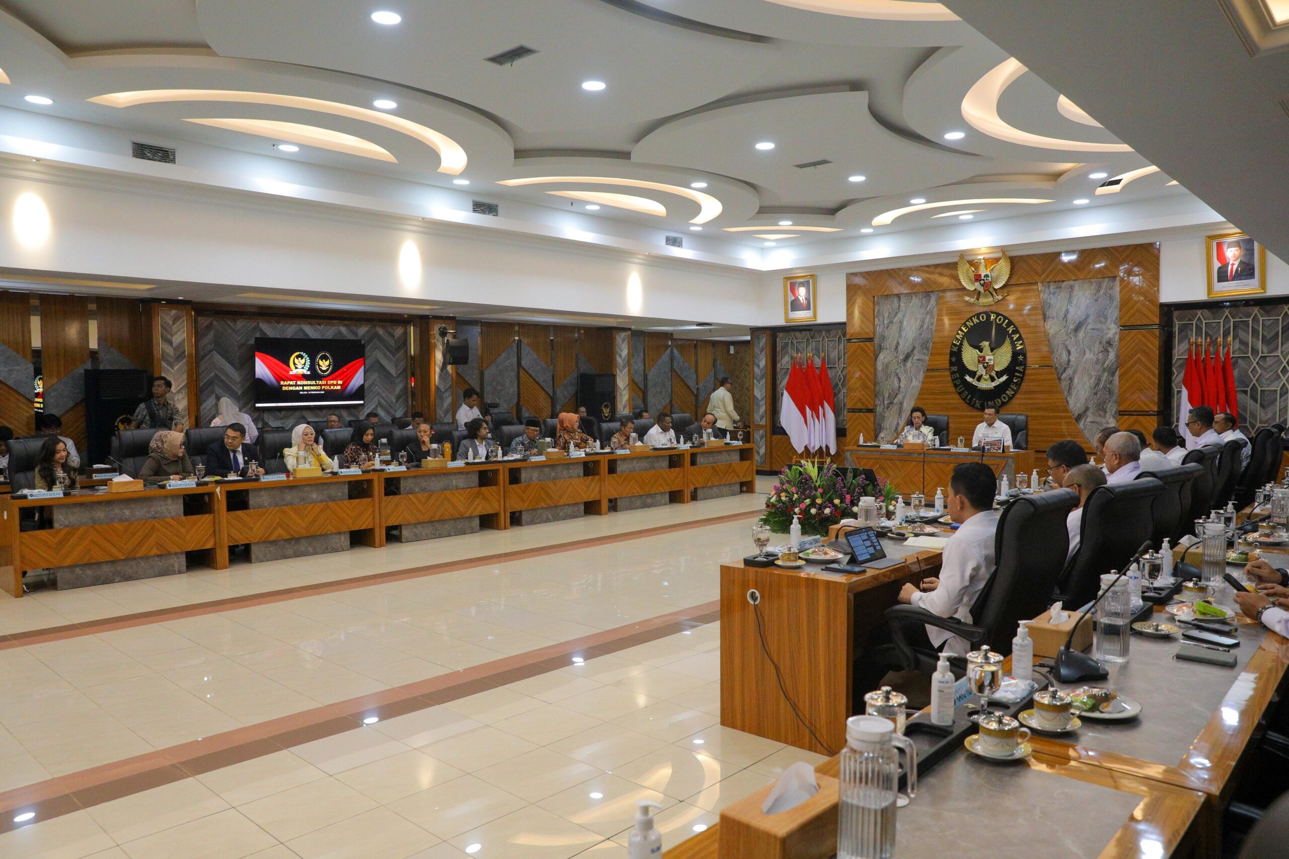 Rakor Dengan Menkopolkam, DPD RI Sampaikan Aspirasi Daerah