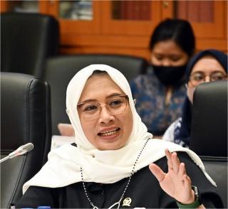 DPR Tegaskan Pentingnya Sinkronisasi Dan Validasi Data PBI JKN Agar Tepat Sasaran