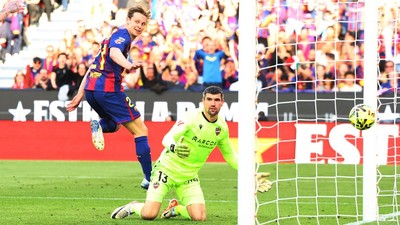 Barcelona Salip Real Madrid