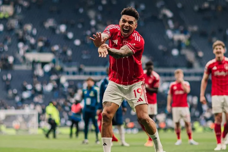 Dipermalukan Forest, Tottenham Makin Dekati Jurang Degradasi