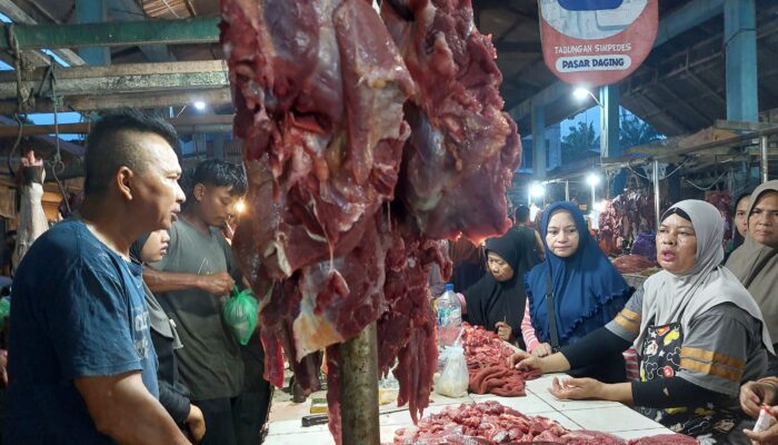 Harga Daging Ayam Turun, Daging Sapi Stabil Jelang Lebaran