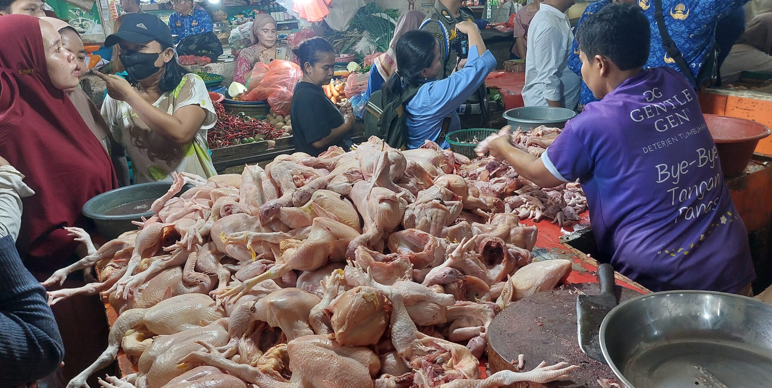 Puncak Belanja H-2 Idulfitri, Harga Kebutuhan Pokok Di Sumut Masih Terkendali