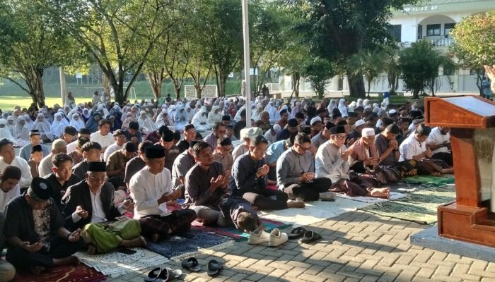 Shalat Id Di Perguruan Al Azhar Medan, Momentum Silaturahmi Dan Penguatan Takwa
