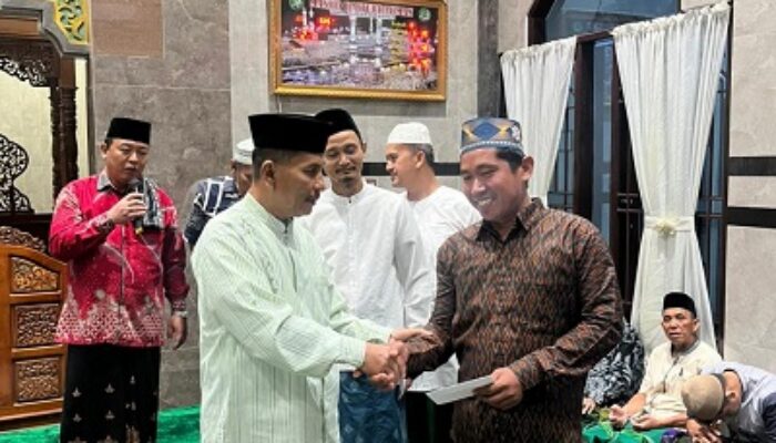 BKM Baiturrahman – STM Komplek Ar Rahman Santuni Fakir Miskin Dan Anak Yatim