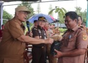 Pemkab Dairi Bagikan Bibit, Sudah Tanam 101 Ribu Pohon Dalam 8 Bulan