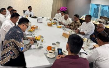 Bupati Humbahas Bahas Pertanian Berbasis AI Bersama Ketua DEN