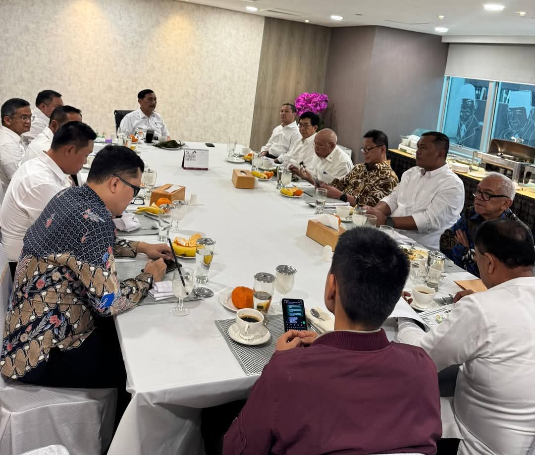 Bupati Humbahas Bahas Pertanian Berbasis AI Bersama Ketua DEN