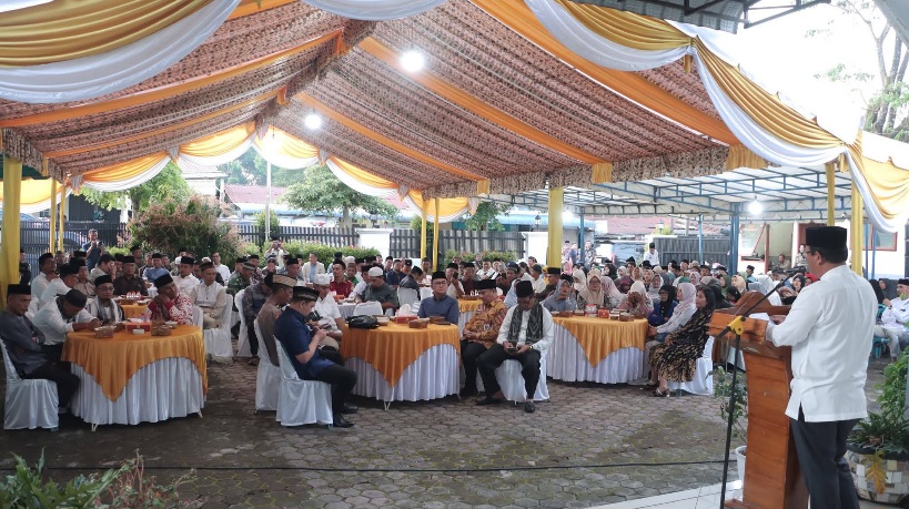 Pemkab Dairi Gelar Buka Puasa Bersama Di Sidikalang