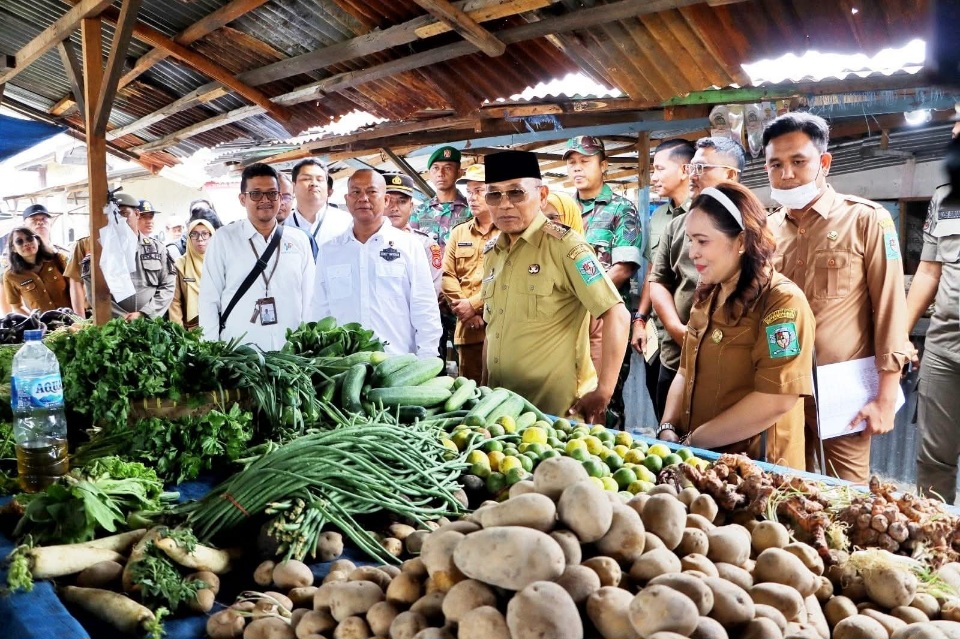 Jelang Idul Fitri, Pemkab Simalungun Sidak Pasar