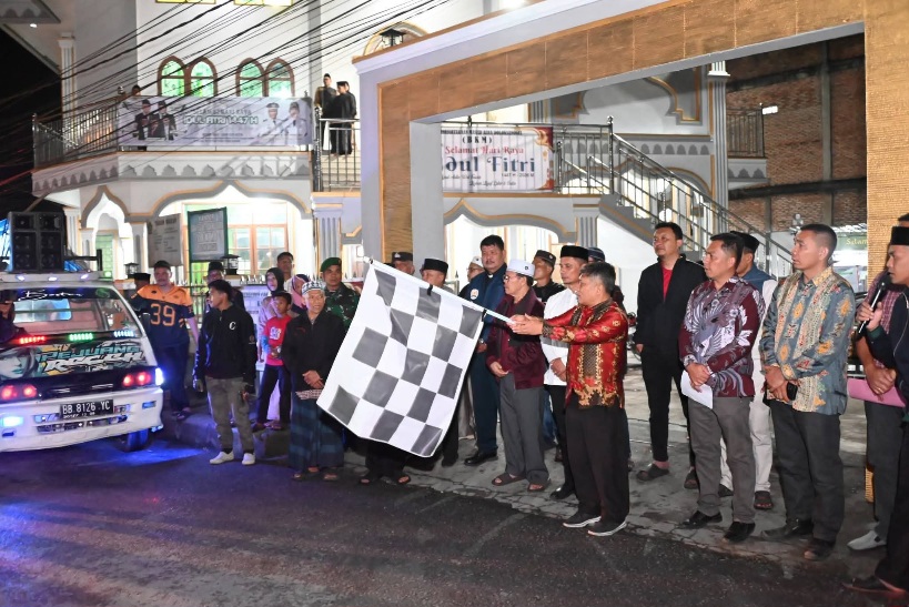 Bupati Humbahas Lepas Pawai Takbiran 1 Syawal 1447 H