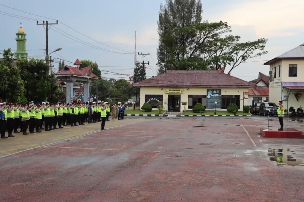 Polres Dairi Gelar Apel Pengamanan Takbiran, Tekankan Sinergi Lintas Instansi
