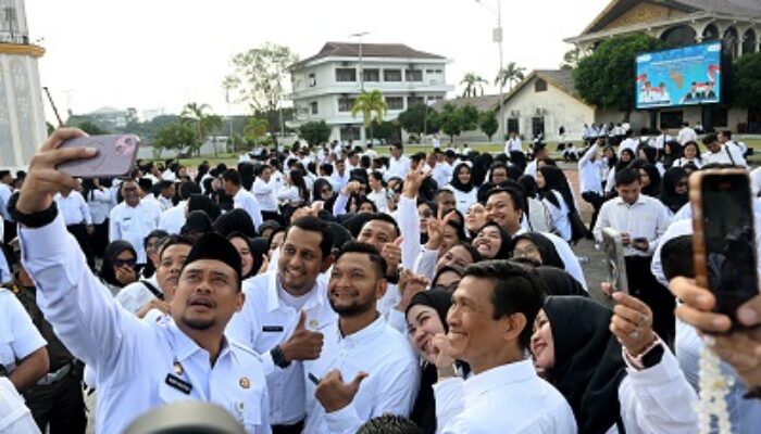 Kabar Gembira, Gubernur Sumut Bobby Nasution Beri THR Guru PPPK Paruh Waktu dan Guru Tidak Tetap