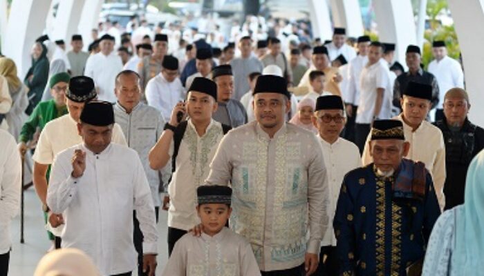 Gubernur Sumut Bobby Nasution Salat Idulfitri 1447 H Bersama Ribuan Masyarakat Di Sergai