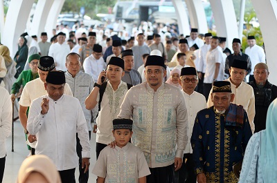 Gubernur Sumut Bobby Nasution Salat Idulfitri 1447 H Bersama Ribuan Masyarakat Di Sergai