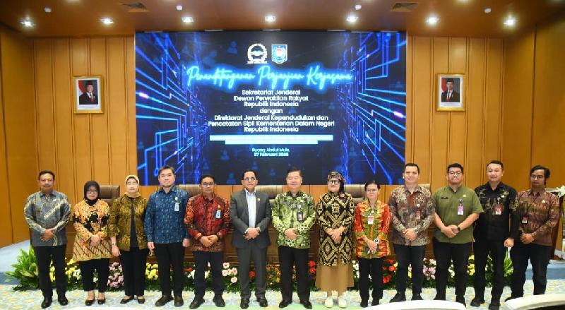 Setjen DPR RI – Dukcapil Kemendagri Lakukan Penandatanganan Kerja Sama