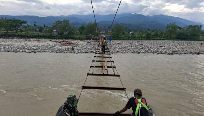 Kodim 0108/Agara Bangun Jembatan Gantung
