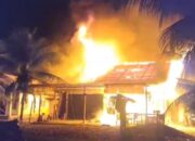 Usai Tarawih, Dua Ruko di Nagan Raya Ludes Terbakar