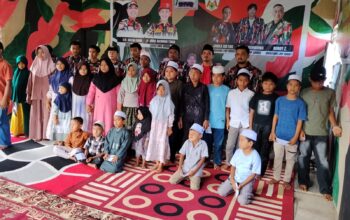 Laskar Merah Putih Madina Santuni 39 Anak Yatim dan Bagi Takjil di Panyabungan