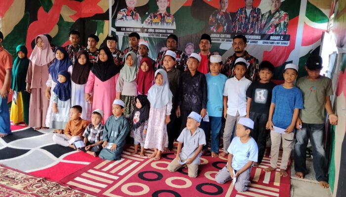 Laskar Merah Putih Madina Santuni 39 Anak Yatim dan Bagi Takjil di Panyabungan